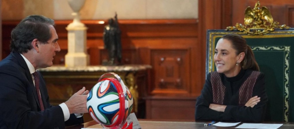 COCA-COLA INVERTIRÁ 6,000 MILLONES DE DÓLARES EN MÉXICO, ANUNCIA SHEINBAUM