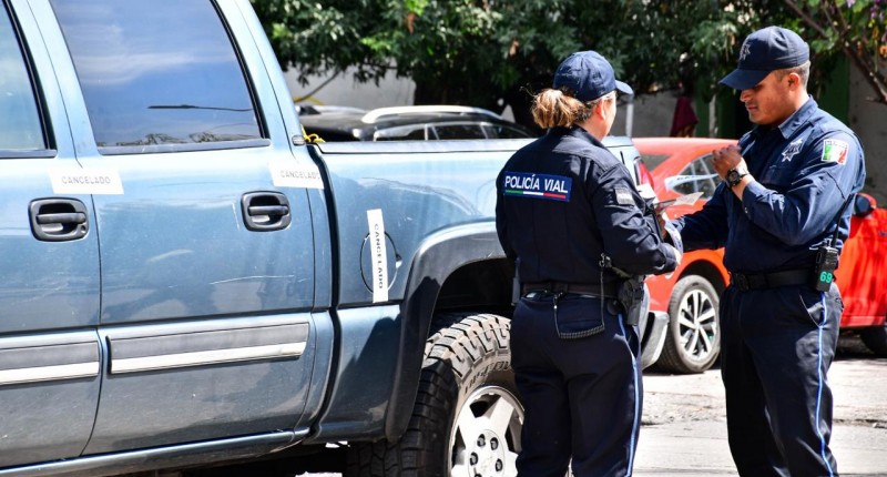 AVANZA POLICÍA VIAL DEL MUNICIPIO DE AGS EN EL ORDENAMIENTO DE VEHÍCULOS ABANDONADOS EN LA VÍA PÚBLICA
