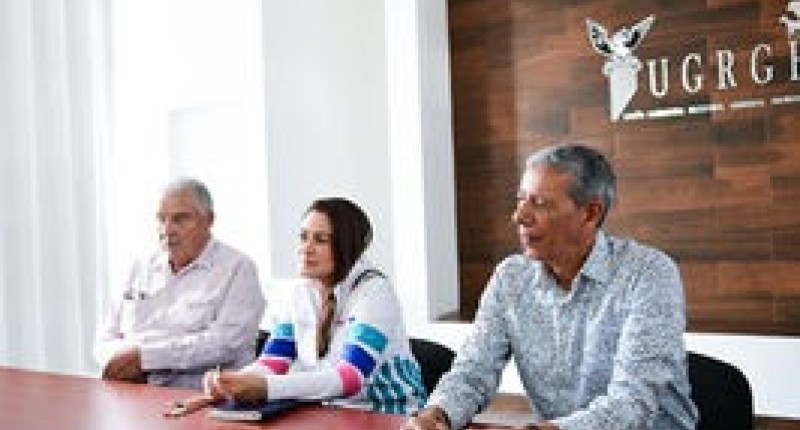 TERE JIMÉNEZ Y GANADEROS SUMAN ESFUERZOS PARA FORTALECER LOS ESTÁNDARES SANITARIOS DEL RASTRO BOVINO DE AGS