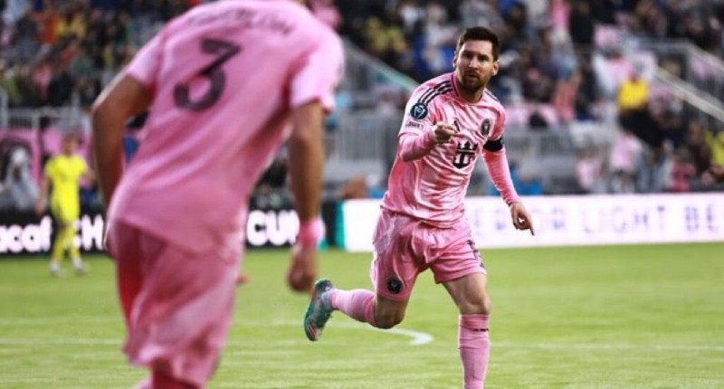 LUZ Y SOMBRA: MESSI ANOTA SU GOL 900 PERO INTER MIAMI QUEDA ELIMINADO DE CONCACHAMPIONS