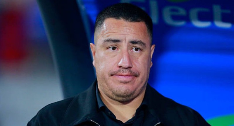 TÉCNICO DE PUMAS MULTADO CON MÁS DE 350 MIL PESOS POR SEÑAS OBSCENAS A LA TRIBUNA