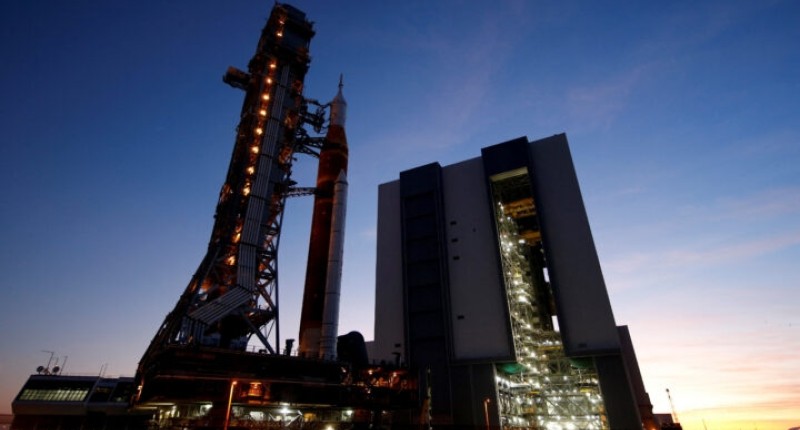 LA NASA ANUNCIA PLAN DE 20 MIL MILLONES PARA REGRESAR A LA LUNA EN 2028