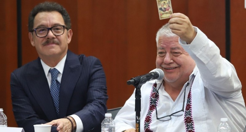 COMISIONES DEL SENADO AVALAN `PLAN B´; PT SE AUSENTA Y NO FIJA POSTURA