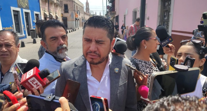 NOTARIO 11 DE AGS ACUMULA 8 CARPETAS DE INVESTIGACIÓN EN SU CONTRA