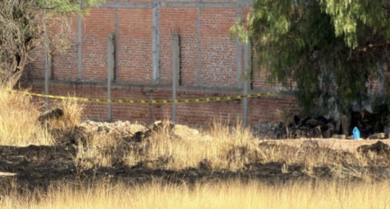 LOCALIZAN CUERPO DE UNA PERSONA CALCINADA EN PREDIO QUE SE INCENDIABA EN JM, AGS