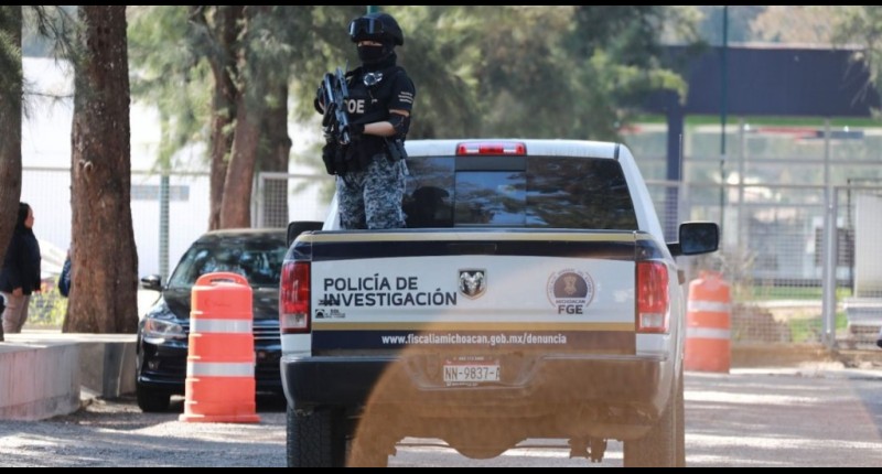 SICARIOS EMBOSCAN A AGENTES DESARMADOS DE LA FISCALÍA DE MICHOACÁN EN AQUILA: UNO FALLECIÓ Y OTRO QUEDÓ HERIDO