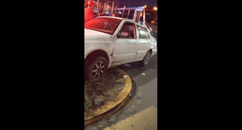 A URIEL SE LE ATRAVESÓ UN CAMELLÓN EN VNSA, AGUASCALIENTES