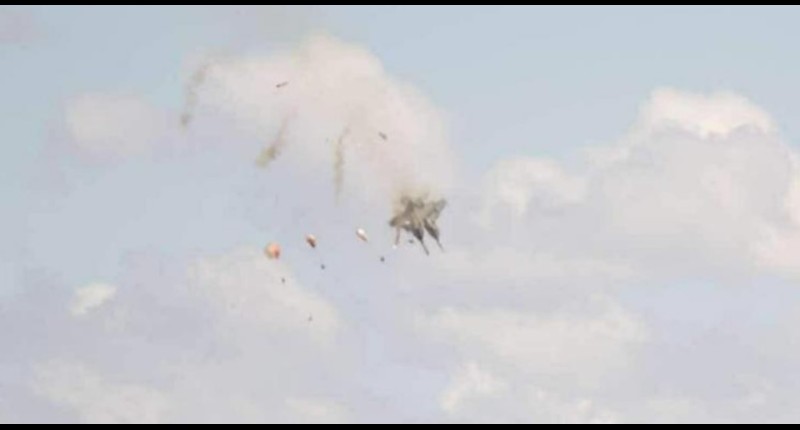 DOS AVIONES MILITARES CHOCARON EN PLENO SHOW AÉREO EN IDAHO: EL IMPACTANTE MOMENTO DEL ACCIDENTE | VIDEO 