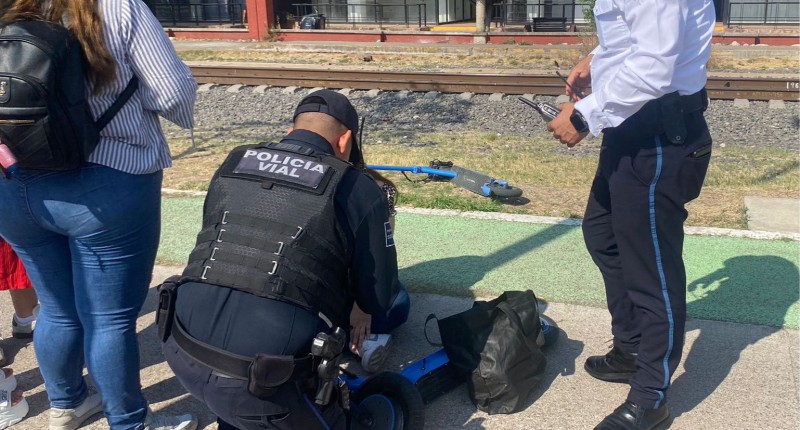 MUJER RESULTA LESIONADA TRAS CAER DE SCOOTER ELÉCTRICO EN GÓMEZ MORÍN, EN AGS