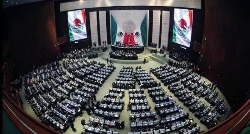 INICIA DESBANDADA DE LEGISLADORES OFICIALISTAS QUE BUSCAN SER CANDIDATOS A GUBERNATURAS