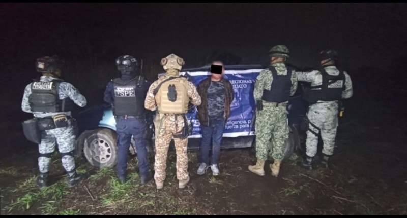 ASEGURAN CENTRO CLANDESTINO Y MÁS DE 5 MIL LITROS DE HUACHICOL EN GUANAJUATO: HAY UN DETENIDO