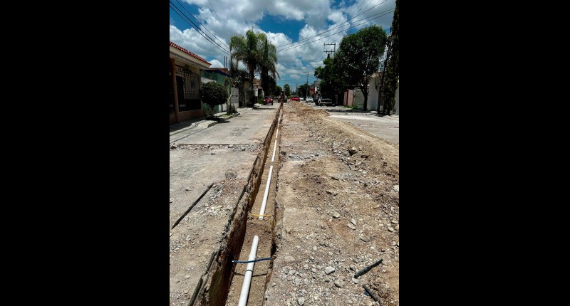 REHABILITA ALCALDE DE AGS, LEO MONTAÑEZ, RED DE AGUA POTABLE EN BENEFICIO DE FAMILIAS DE TORRES DE SAN FRANCISCO