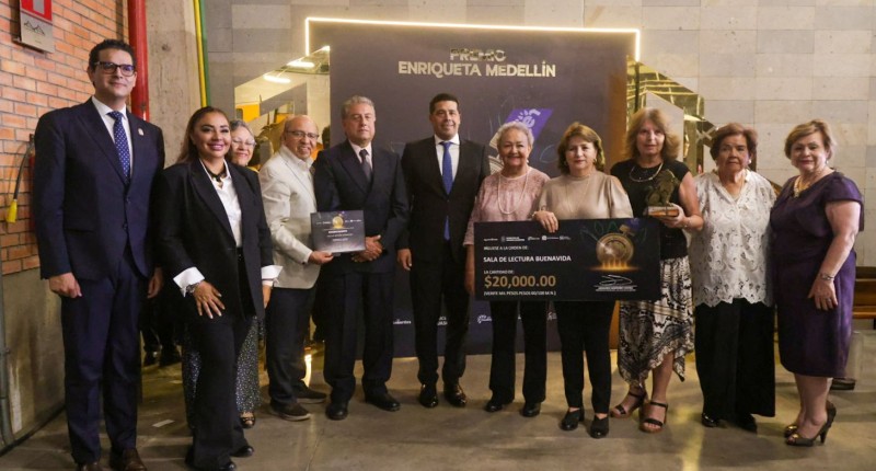 ENTREGA MUNICIPIO DE AGS RECONOCIMIENTOS DEL PREMIO «ENRIQUETA MEDELLÍN» 2025
