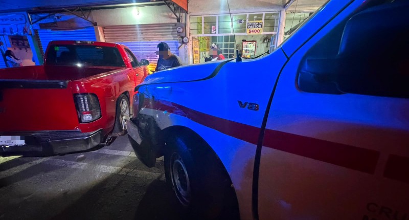 CONDUCTORA EBRIA CHOCÓ CON UNA AMBULANCIA EN VISTAS DEL SOL, AGUASCALIENTES
