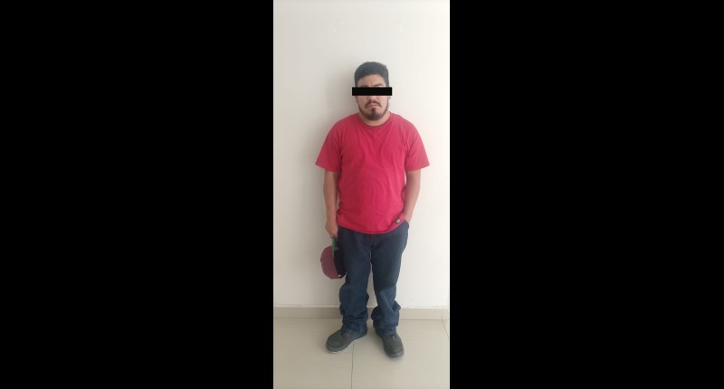 DETIENEN A VIGILANTE DE EMPRESA DE CD INDUSTRIAL,  EN AGS, QUE SE ROBÓ VARIOS ARTÍCULOS DE LA CASETA  