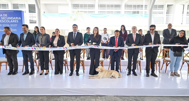 CON NUEVA INFRAESTRUCTURA EDUCATIVA Y ENTREGA DE UNIFORMES, TERE JIMÉNEZ DA INICIO AL CICLO ESCOLAR 2026-2027