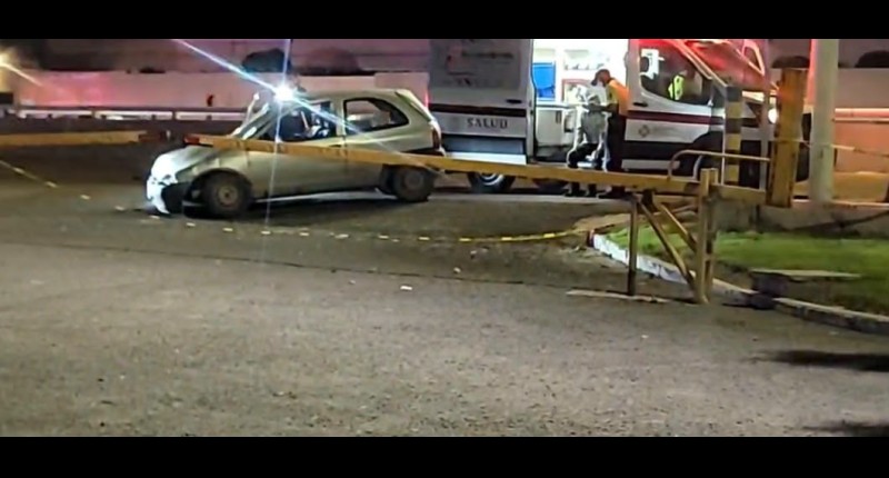 MURIÓ UN HOMBRE TRAS VOLCADURA DE UN CHEVY EN LA 45 NORTE POR EL HOTEL LAS TROJES EN AGS