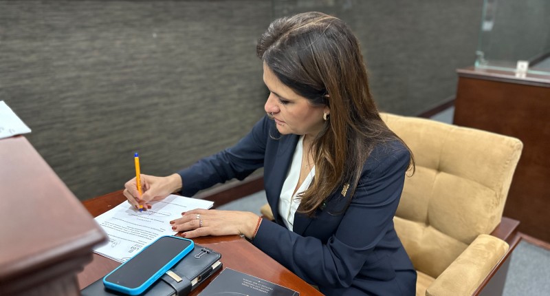 ALMA IMPULSA REFORMA PARA SANCIONAR EN AGS A CONDUCTORES INVASORES DE CAJONES PARA PERSONAS CON DISCAPACIDAD