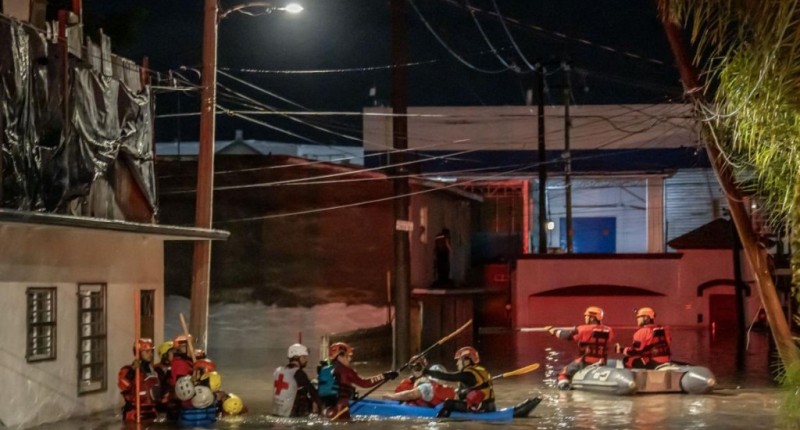 UNA MENOR FALLECIDA Y 10  DESAPARECIDOS TRAS PASO DE LA TORMENTA `RACHEL´ EN BAJA CALIFORNIA