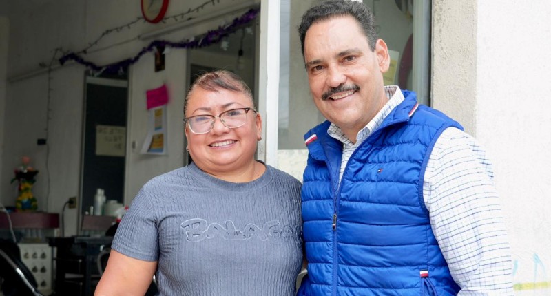 TOÑO MARTÍN DEL CAMPO VISITA Y ESCUCHA A VECINOS DE COMUNIDADES DE AGS